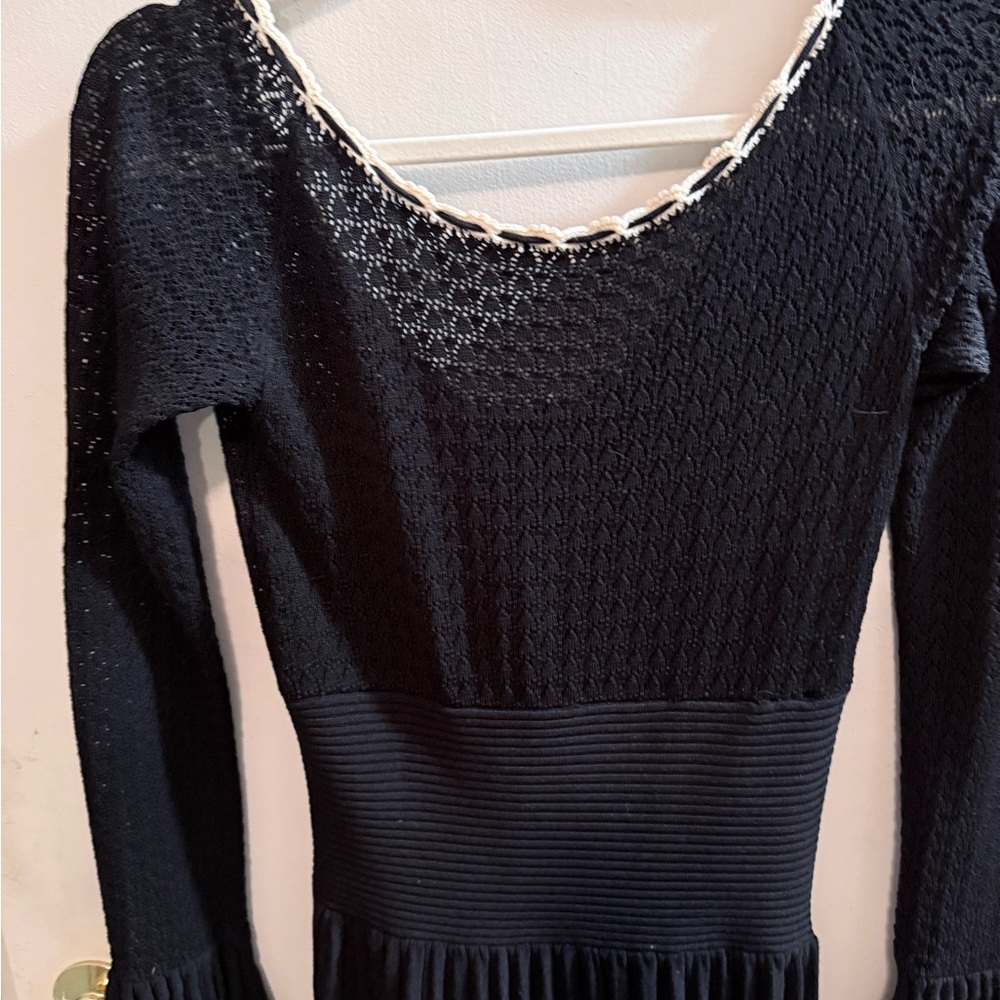 LaceMade Symphony of Blossom Knit Dress - Picture 8 of 11